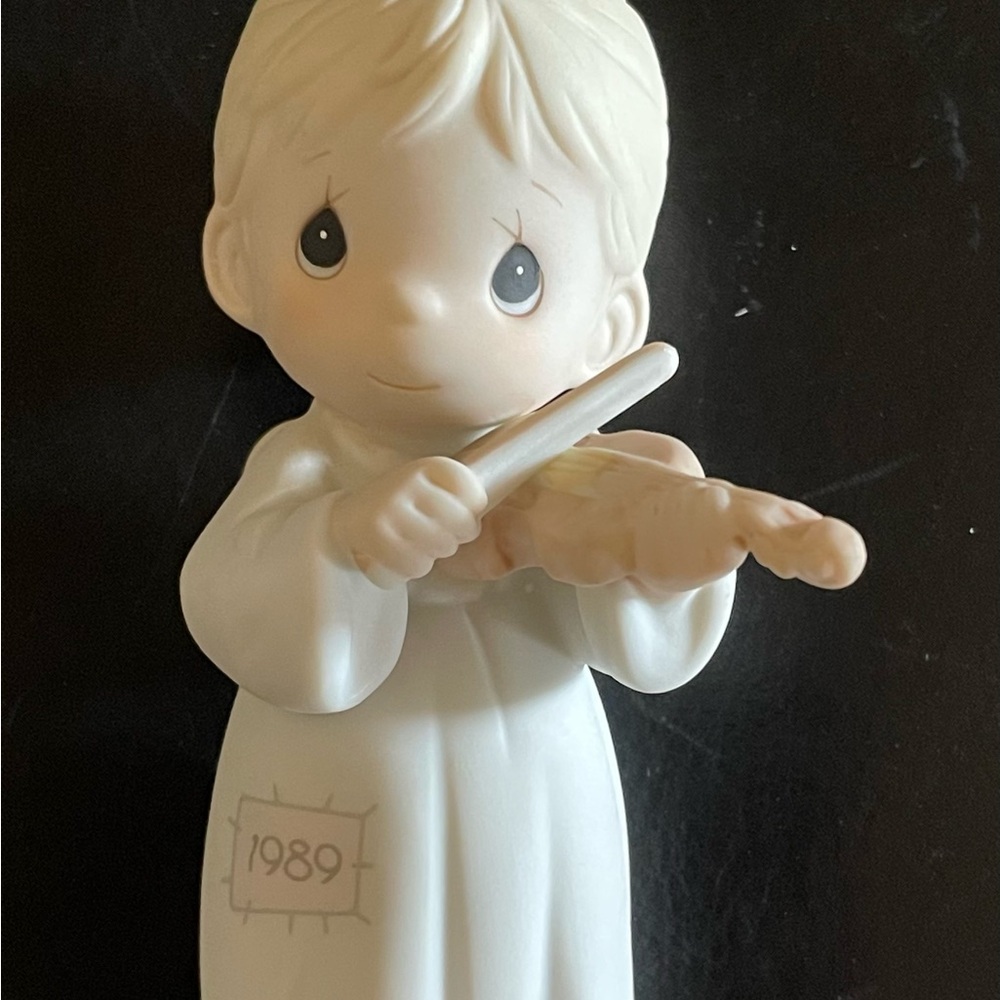 Precious Moments “Oh Holy Night”